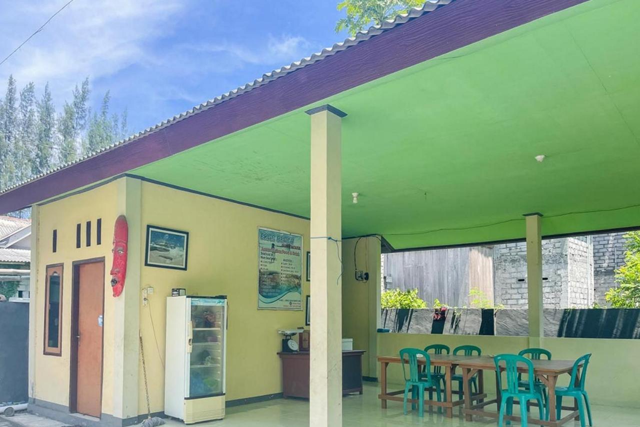 Ekas Beach Guesthouse Mitra Reddoorz 外观 照片